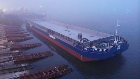 "НІБУЛОН" спустив на воду перше несамохідне судно проєкту В1500 Рис.1
