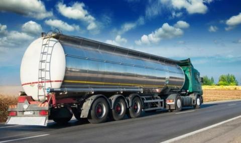 Польща скасовує дозволи для міжнародних перевезень пального для України Рис.1